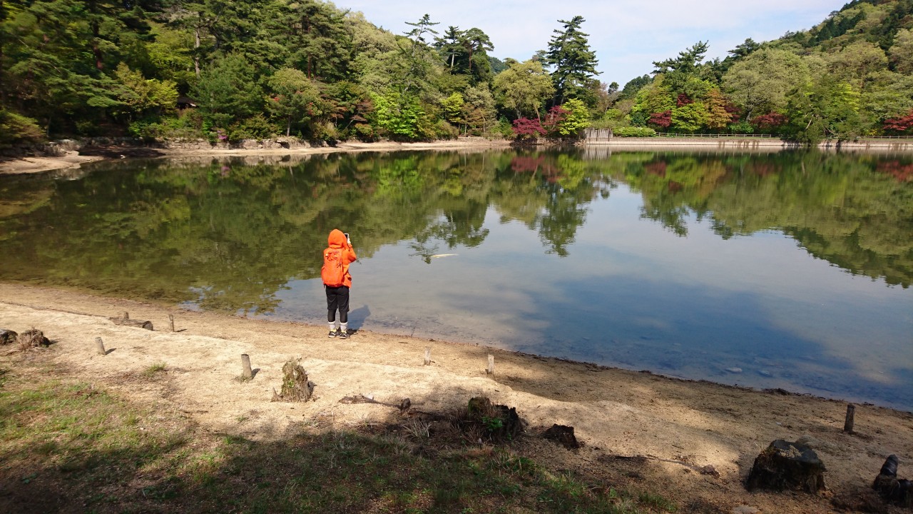 三森谷東尾根から修法ヶ原池を経て北野まで 裏山に始まり裏山に終わる Hills Behind Kobe